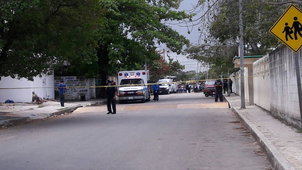 ES ABATIDO UN POLICÍA MUNICIPAL DE PLAYA DEL CARMEN