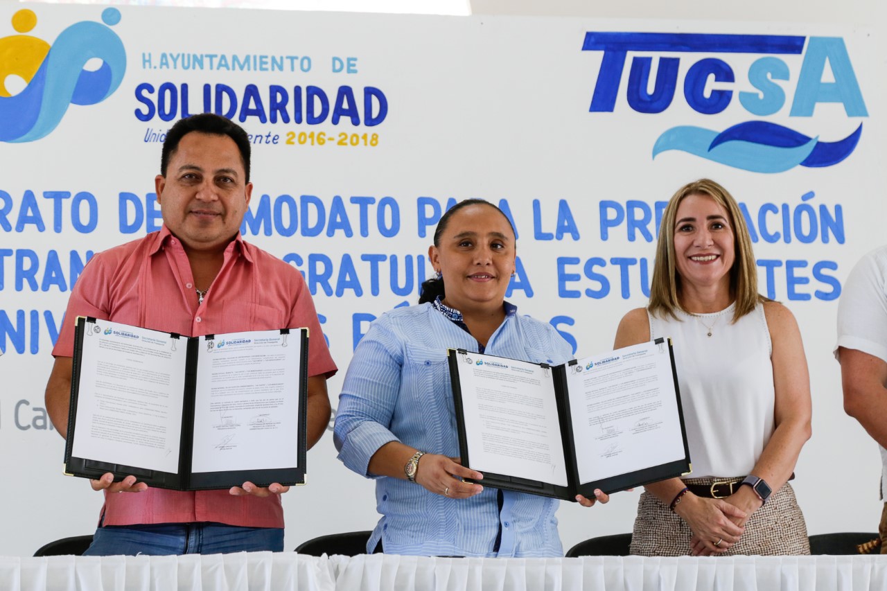 CRISTINA TORRES BRINDA SERVICIO DE TRANSPORTE GRATUITO PARA ESTUDIANTES