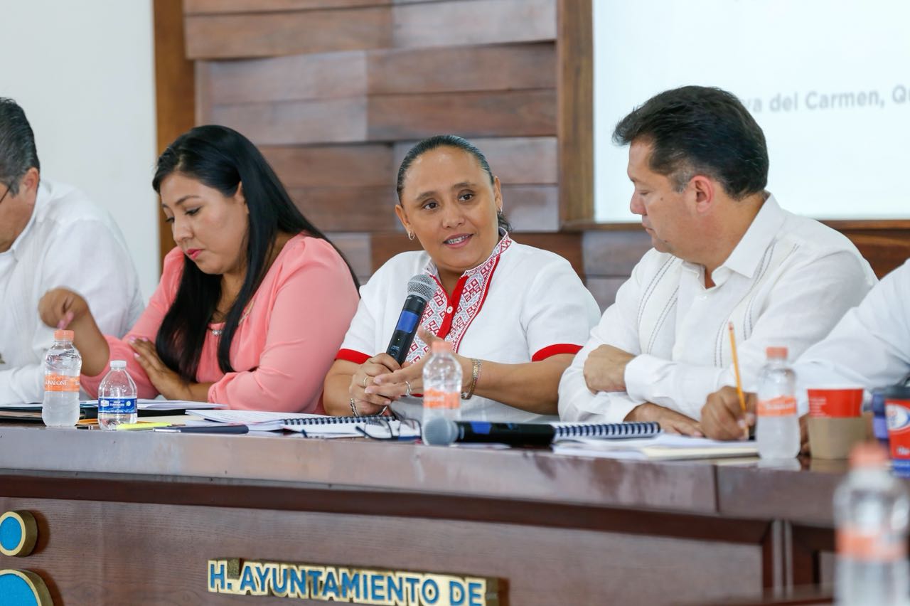 TRABAJA SOLIDARIDAD A FAVOR DE LAS MUJERES