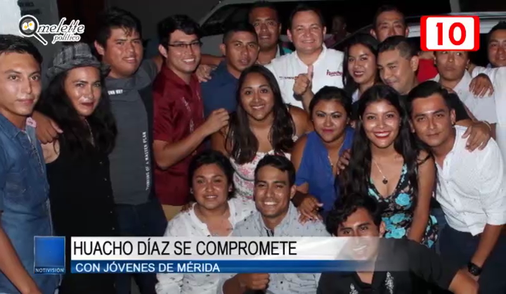 Huacho Díaz se compromete con jóvenes de Mérida