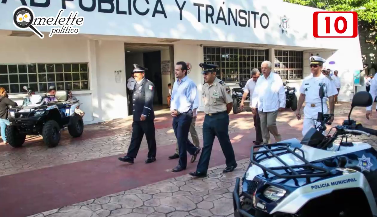 Se hace entrega a policias de cozumel de equipo táctico