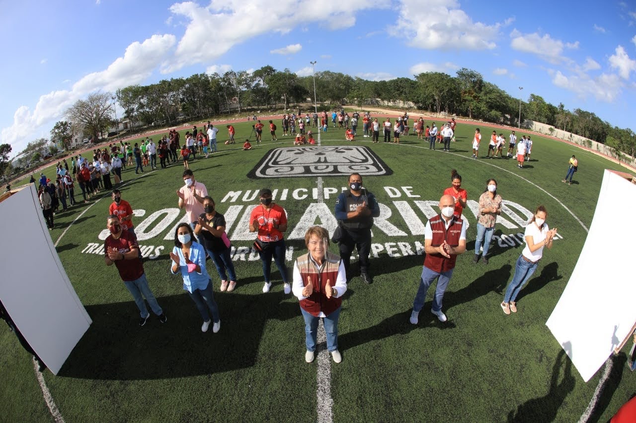 “Habitantes de Puerto Aventuras estrenan pista de tartán y cancha de fútbol remodeladas”: Laura Beristain