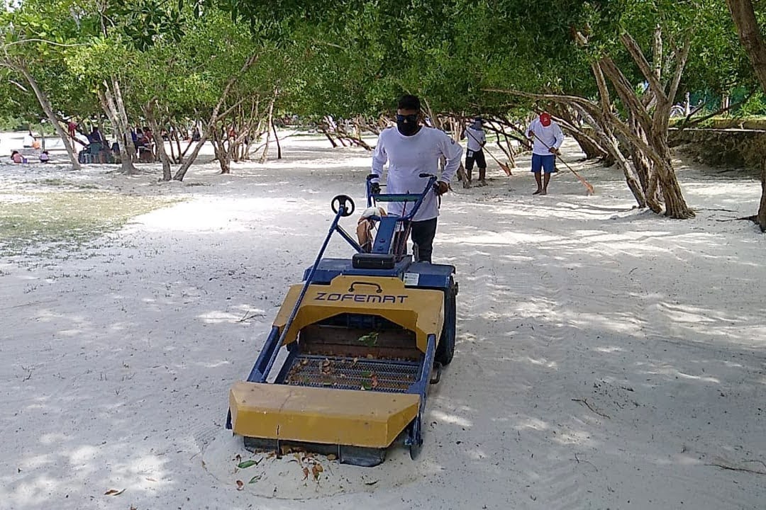 Mantiene Solidaridad sus playas limpias durante las vacaciones de Semana Santa