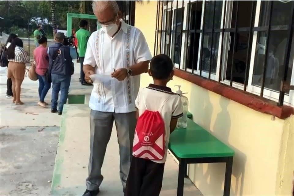 Cierran escuela en Campeche tras hallar caso de Covid