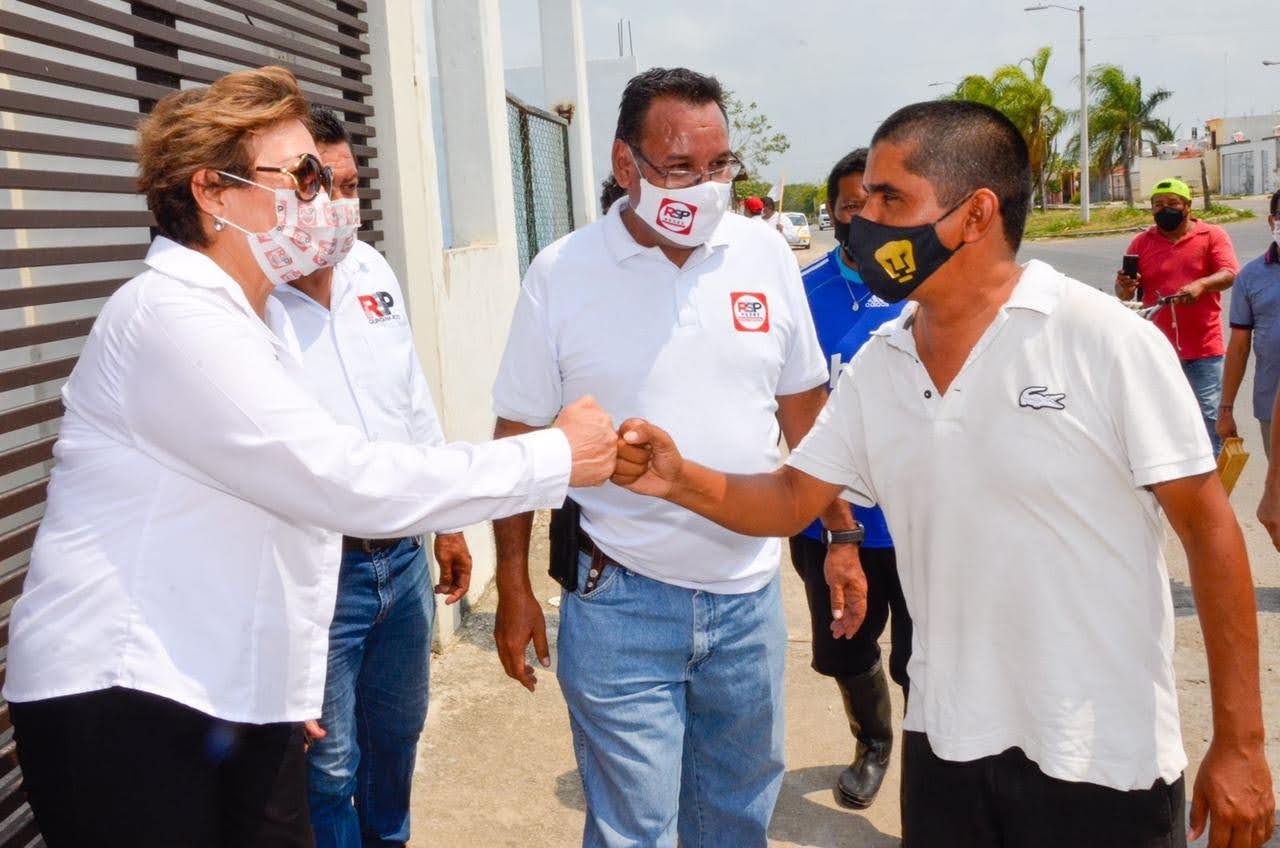 Demandan transporte colectivo en el fracc. Caribe durante el recorrido del candidato de RSP en Othón P. Blanco