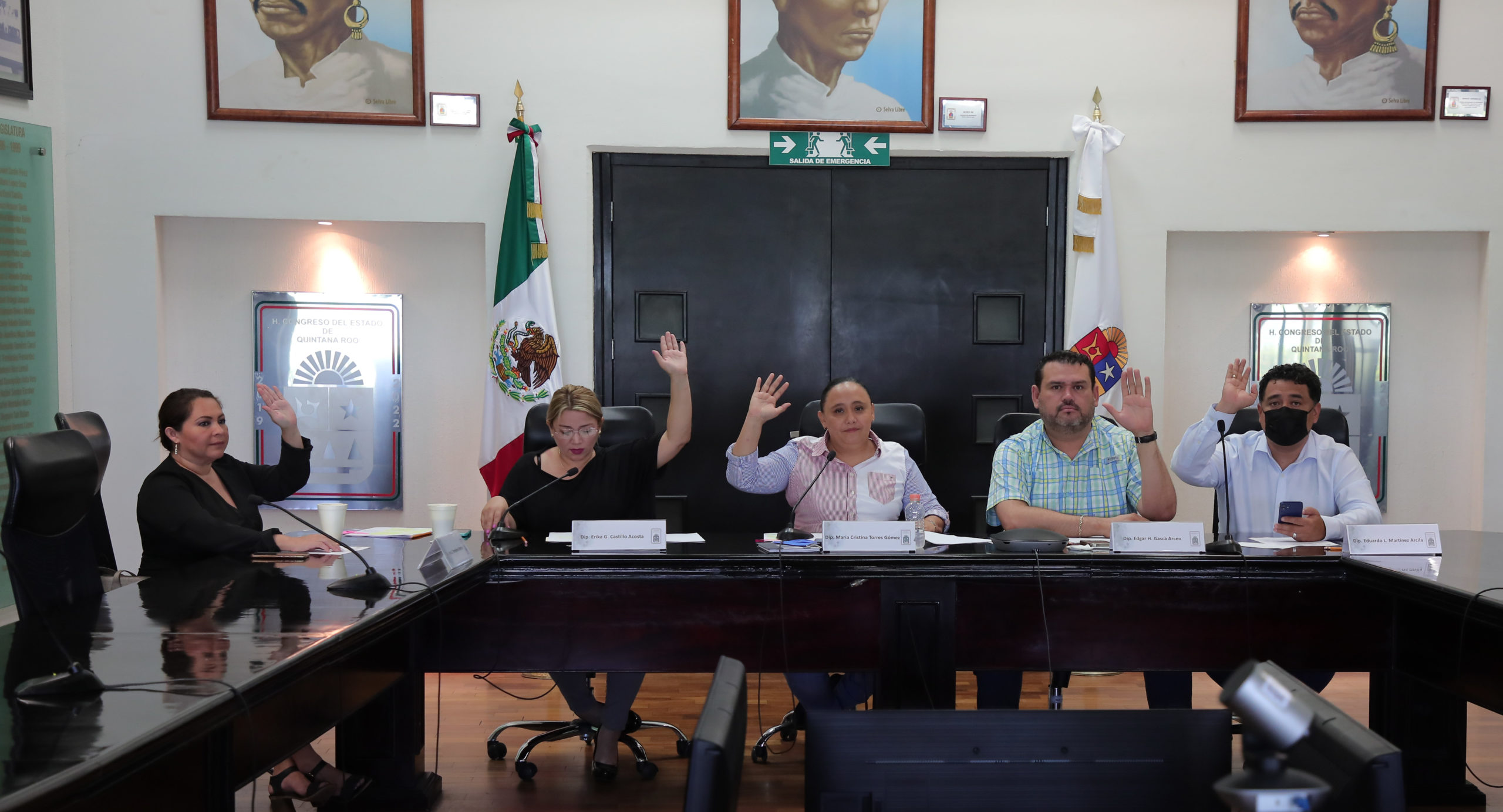 Turnan a comisiones iniciativas en materia electoral