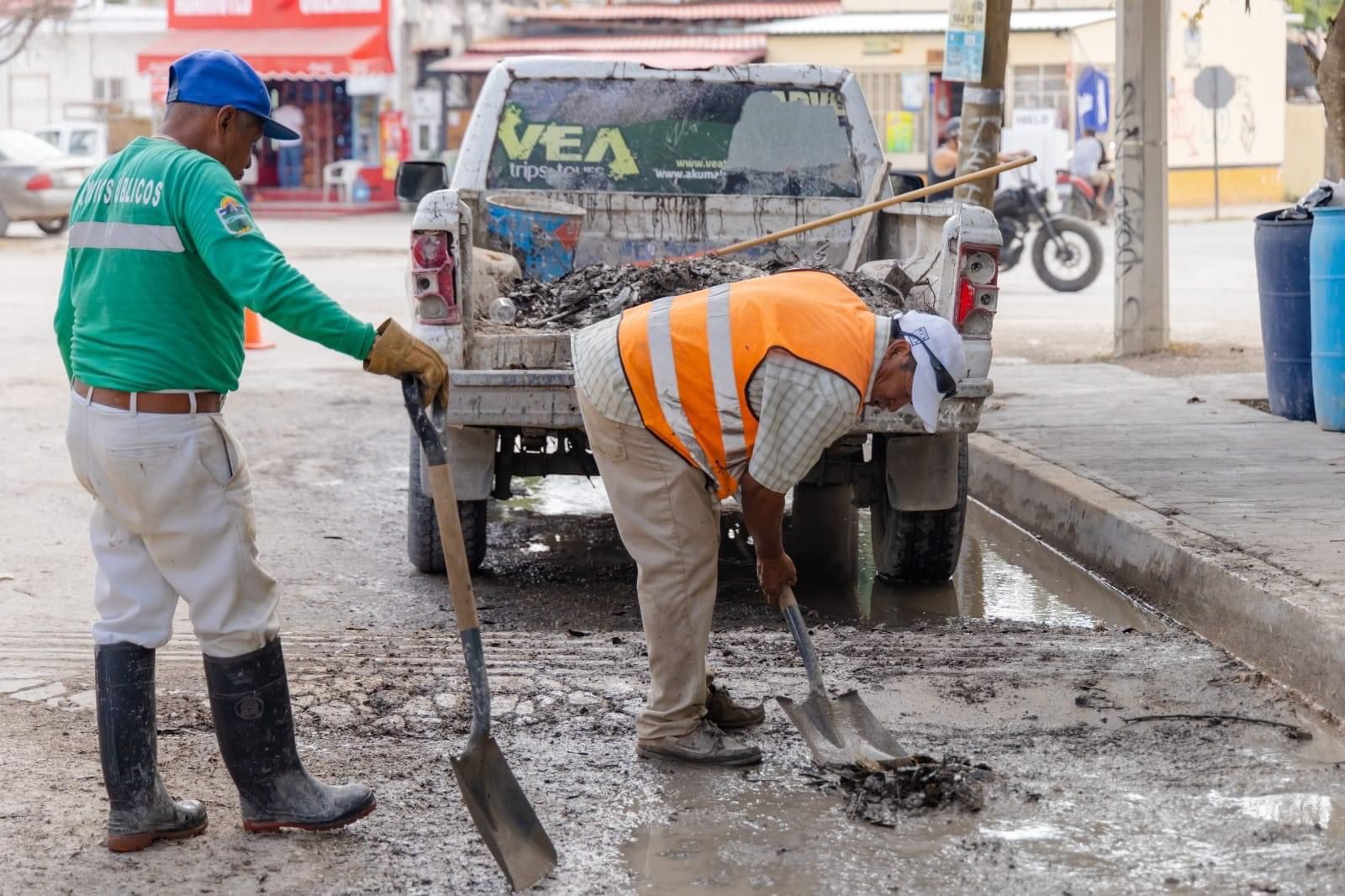 Realizan trabajos de pozos pluvial