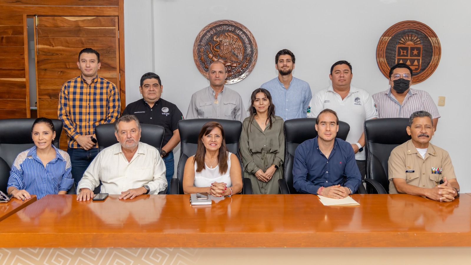 Tres niveles de gobierno se preparan para atención al sargazo en playas de Tulum