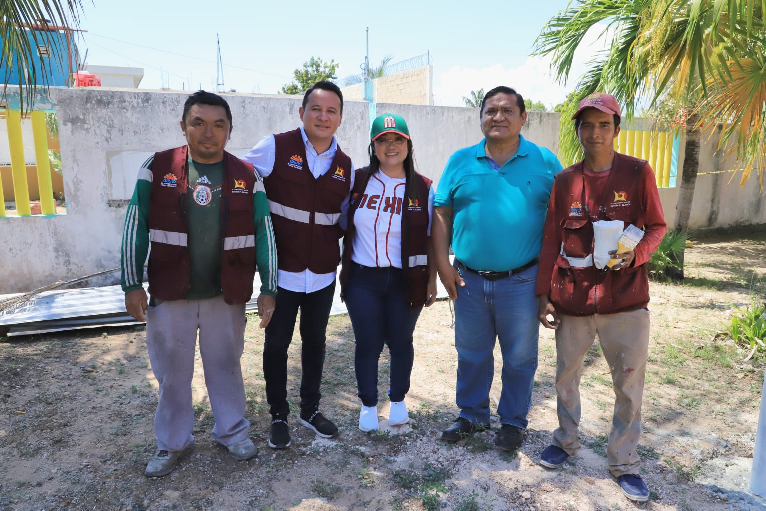 AYUNTAMIENTO DE OPB RESPONDE A NECESIDADES DE PLANTEL EDUCATIVO