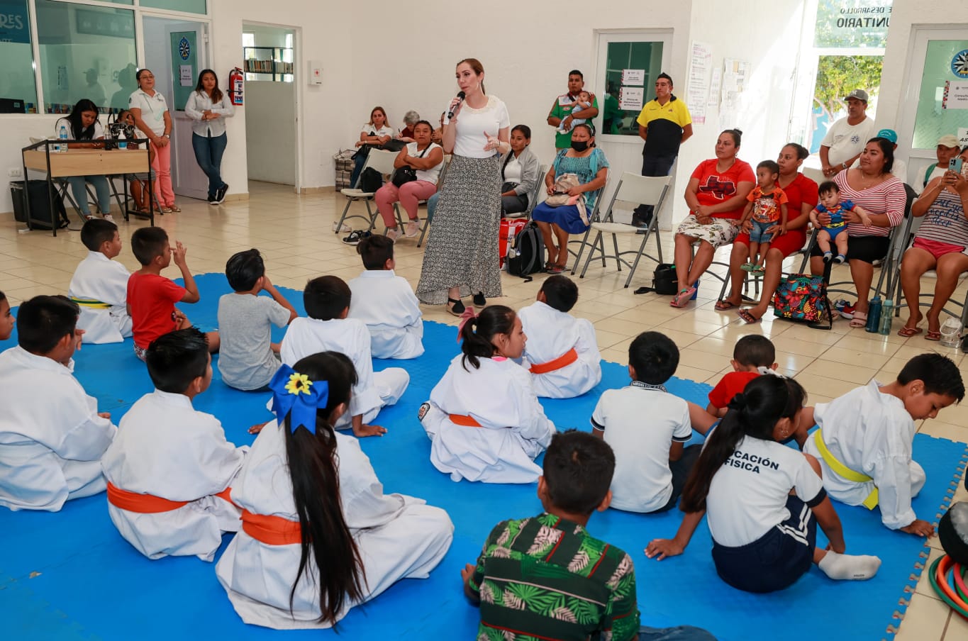 Atenea Gómez promueve el deporte entre la niñez de la Zona Continental