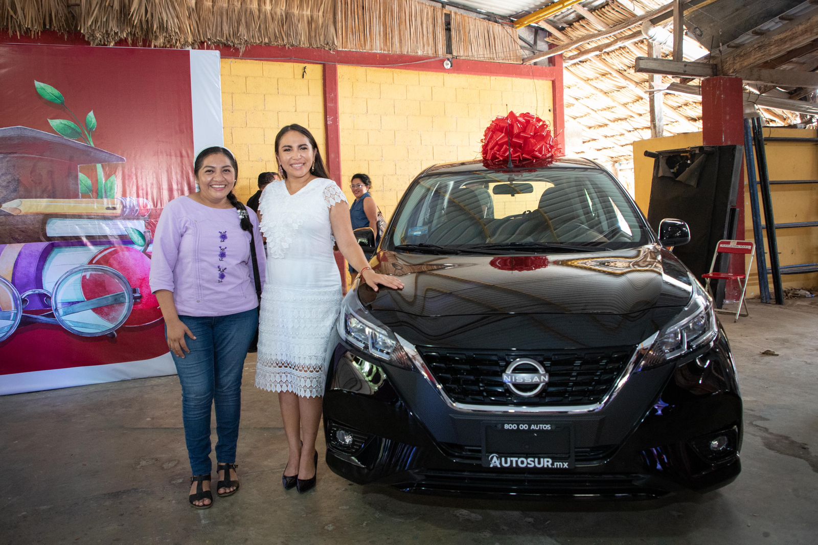 CUMPLE MARY HERNÁNDEZ: Ayuntamiento de Felipe Carrillo Puerto celebra a 3,000 docentes