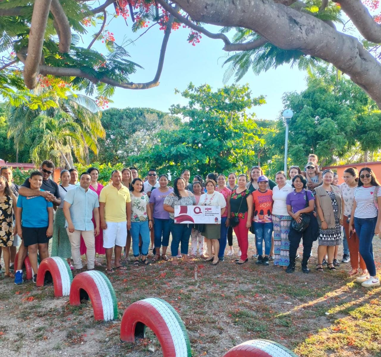 En Isla Mujeres se reconstruye el tejido social con pláticas de comunicación efectiva para mejorar las relaciones familiares