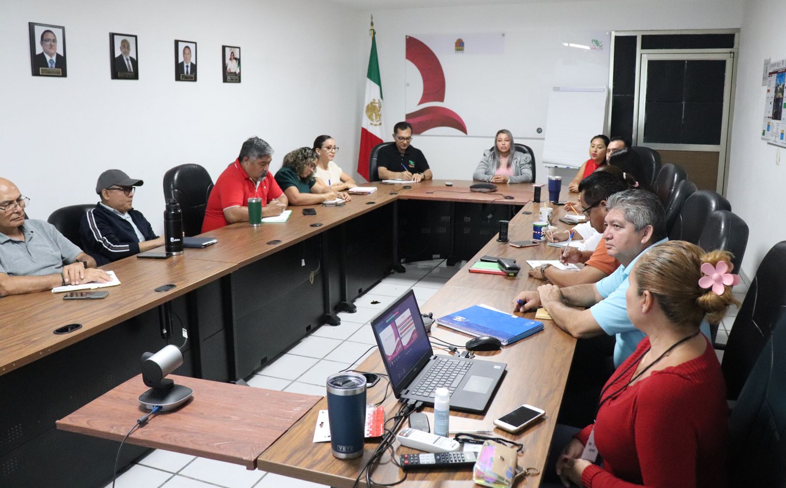 Fortalece SECOES capacidades de servidoras y servidores públicos para garantizar la transformación de Quintana Roo