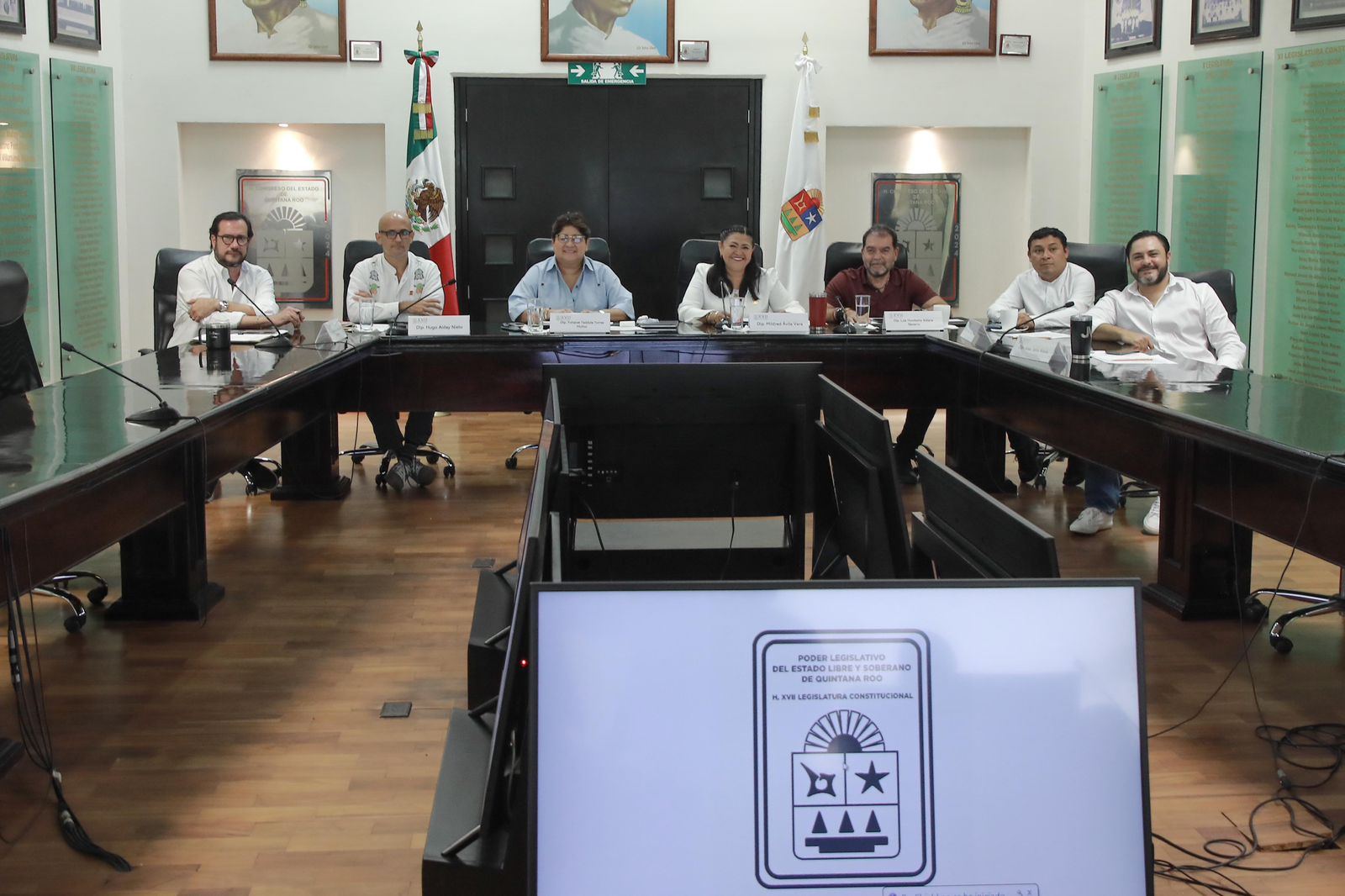 Convoca XVII Legislatura a un tercer periodo extraordinario de sesiones