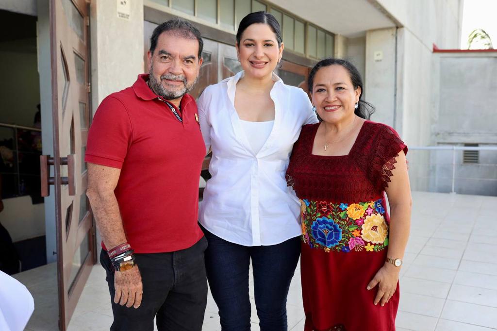 Estefanía Mercado, Elda Xix y Humberto Aldana aliados de las y los docentes de Playa del Carmen