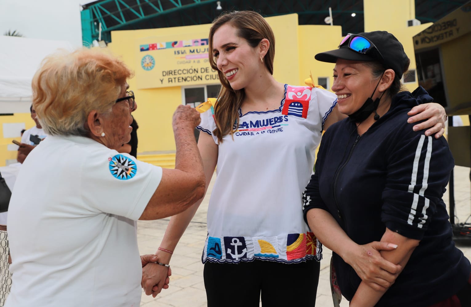 Atenea Gómez impulsa el programa “Isleñas de Corazón