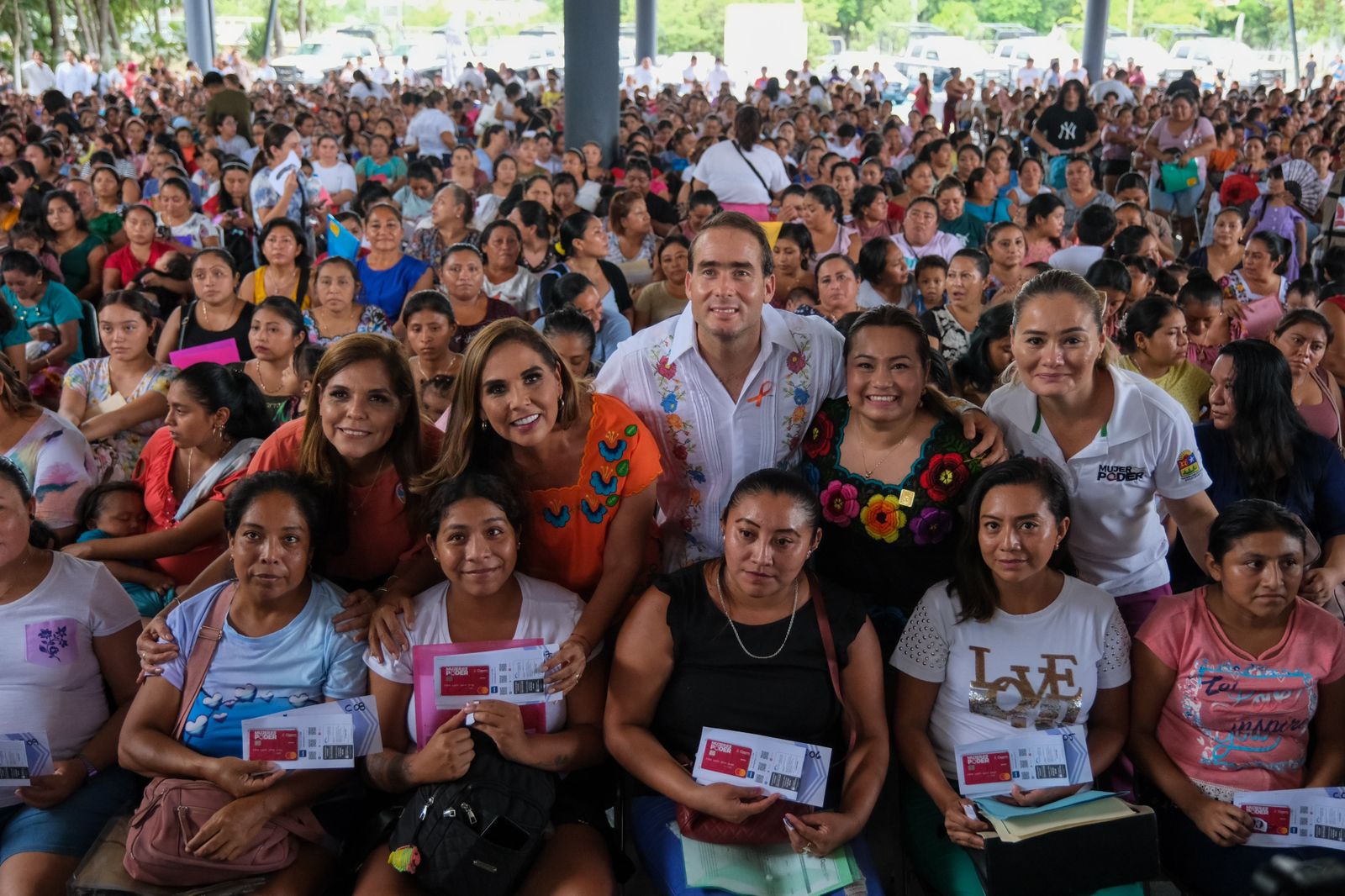 Lleva Mara Lezama Mujer Es Poder a Tulum