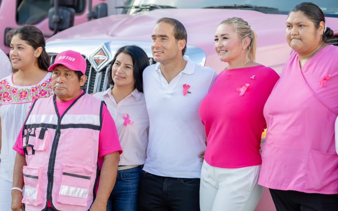 Diego Castañón encabeza banderazo rosa “concientizando a Tulum contra el cáncer de mama”