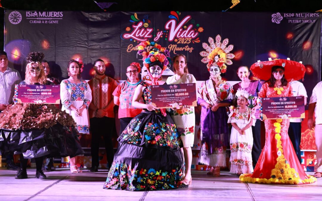 Gobierno Municipal de Isla Mujeres rescata las tradiciones con el iniciol del Festival “Luz y Vida, entre Vivos y Muertos” en la Zona Continental