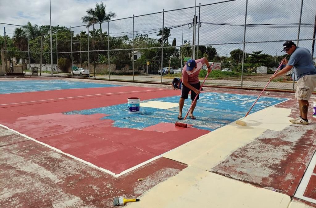 Inicia de rehabilitación de espacios deportivos en Felipe Carrillo Puerto