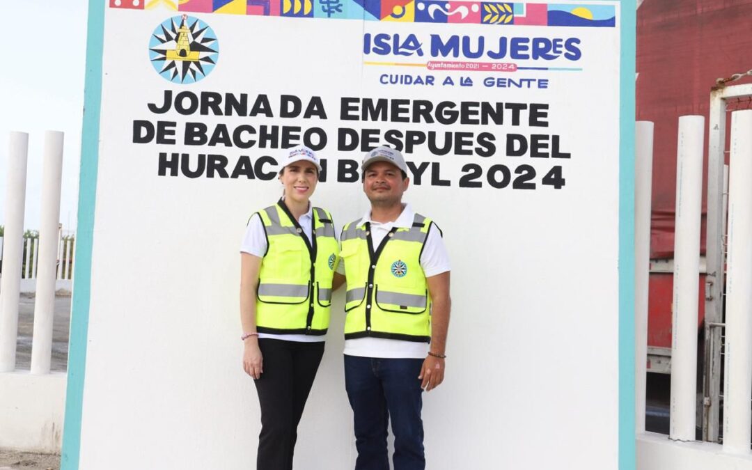 Atenea Gómez Ricalde pone en marcha Jornada Emergente de Bacheo en Isla Mujeres