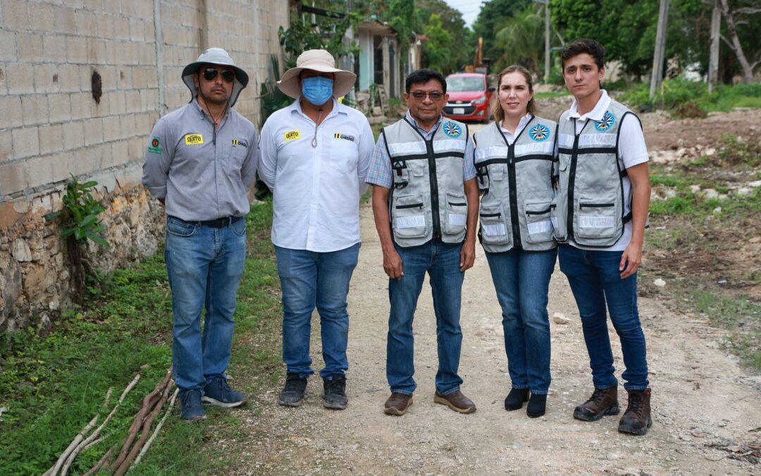 Gobierno de Atenea Gómez Ricalde inicia pavimentación en la colonia La Rancherita de Ciudad Mujeres