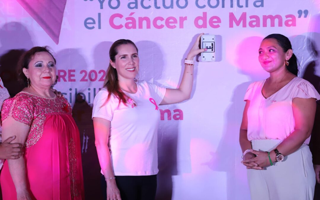 Isla Mujeres se ilumina de rosa para concientizar a las isleñas sobre la detección oportuna del cáncer de mama