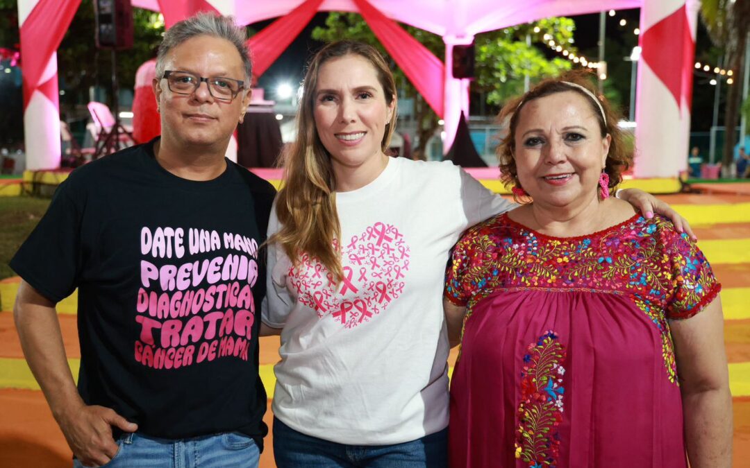 Se unen isleñas para apoyar a pacientes de cáncer de mama en la Feria Rosa