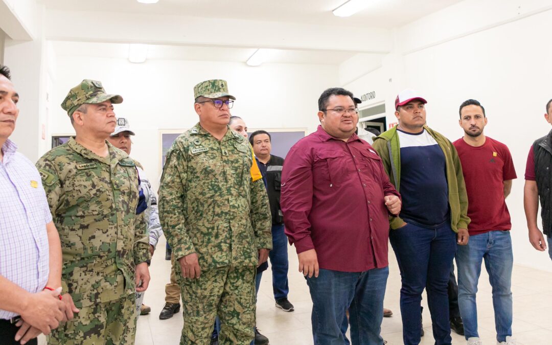 Verifica Chacón zonas bajas de Cozumel y refugio temporal ante el paso de Milton