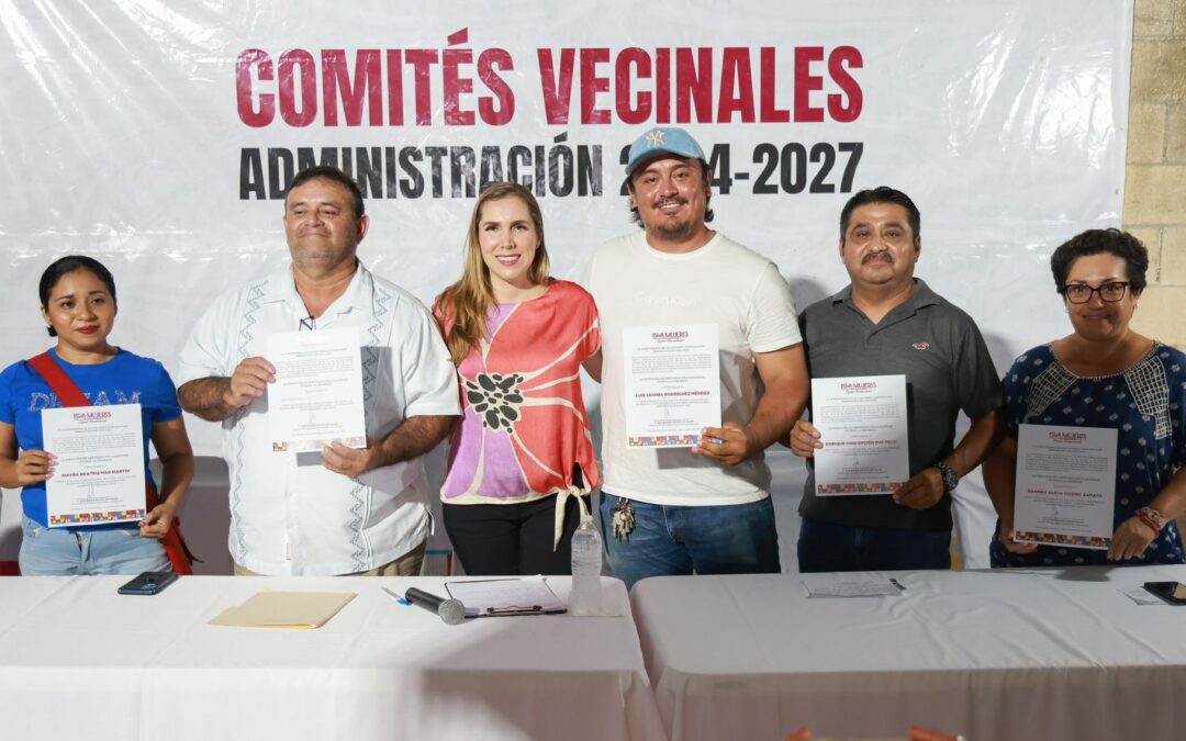 Atenea Gómez Ricalde mantiene cercanía con la gente a través de Comités Vecinales