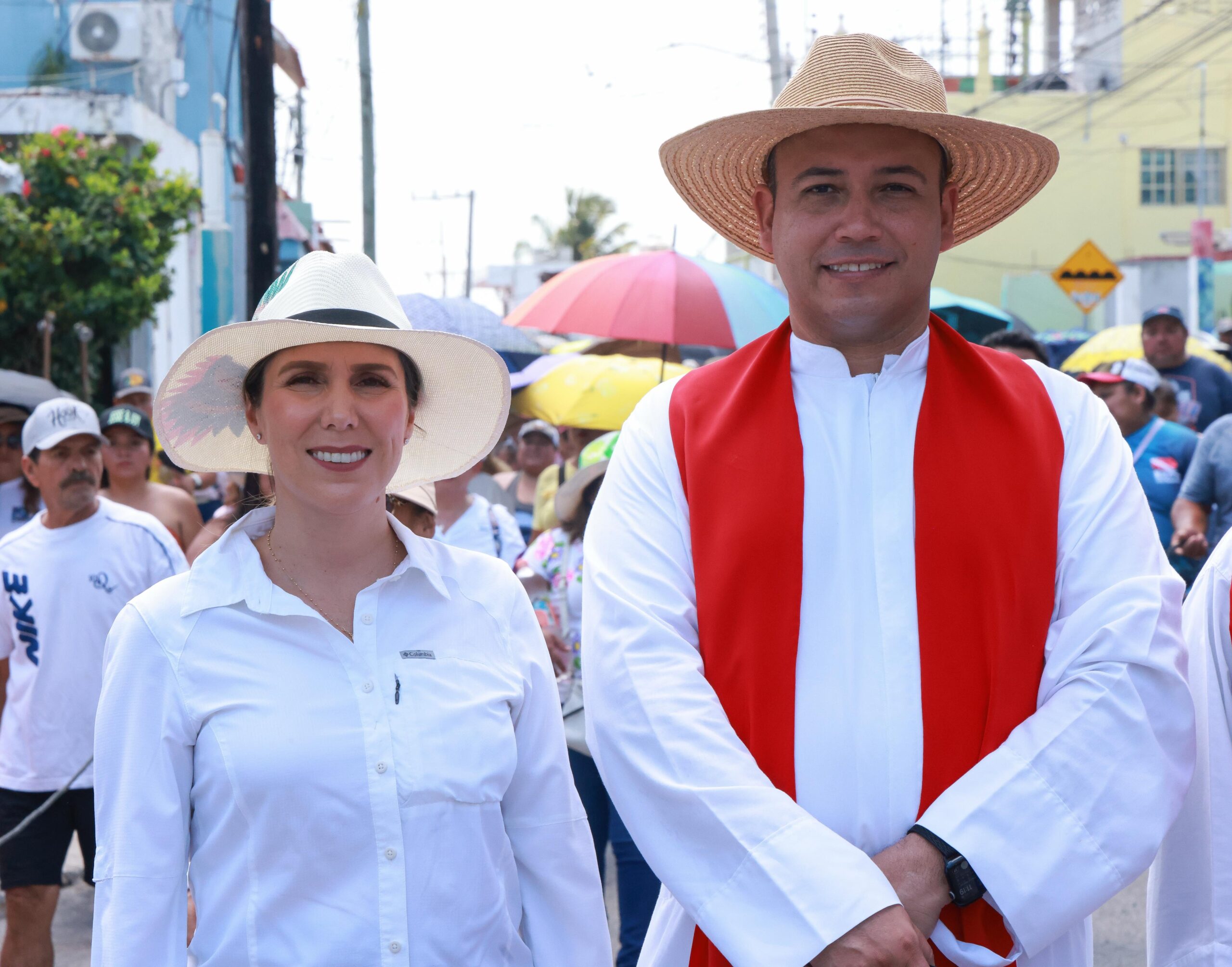 Exitosa representación del Vía Crucis en Isla Mujeres con la participación de más de mil 200 personas