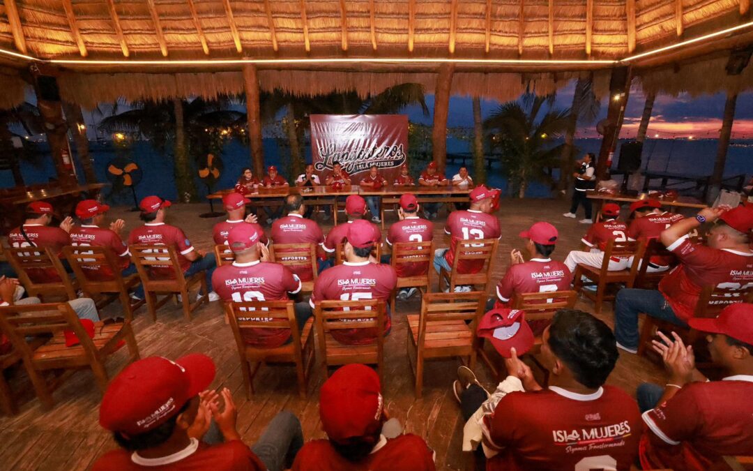 Gobierno Municipal presenta a “Langosteros de Quintana Roo”, orgullo deportivo de Isla Mujeres