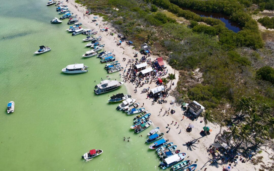 Isla Mujeres celebra la XXVI Procesión Marítima hacia la Isla de Contoy en honor a la Virgen de la Caridad del Cobre