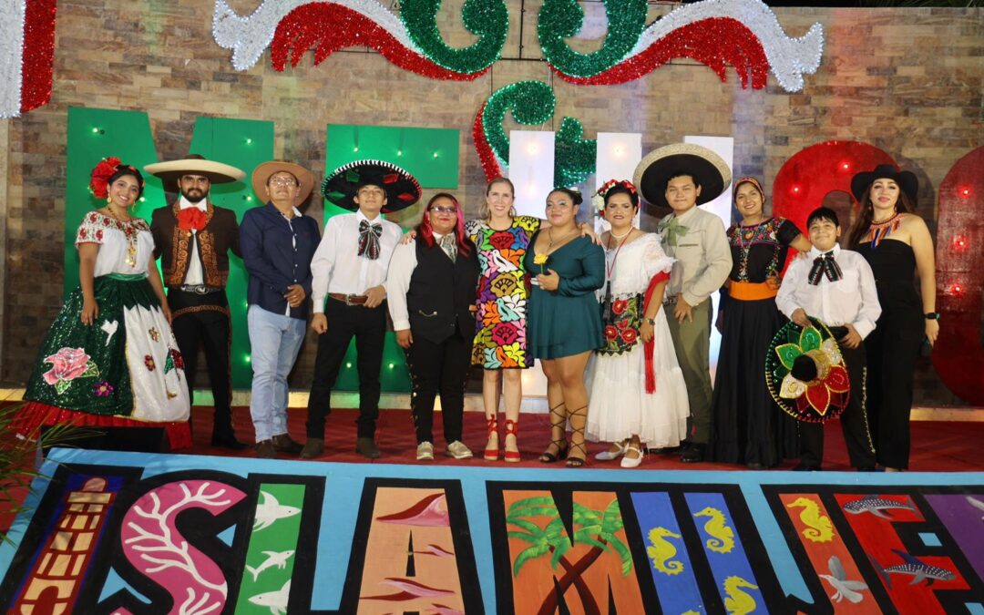Con talento isleño y orgullo mexicano, Isla Mujeres celebra con éxito primera semifinal del concurso “Cántale a México con el Corazón”