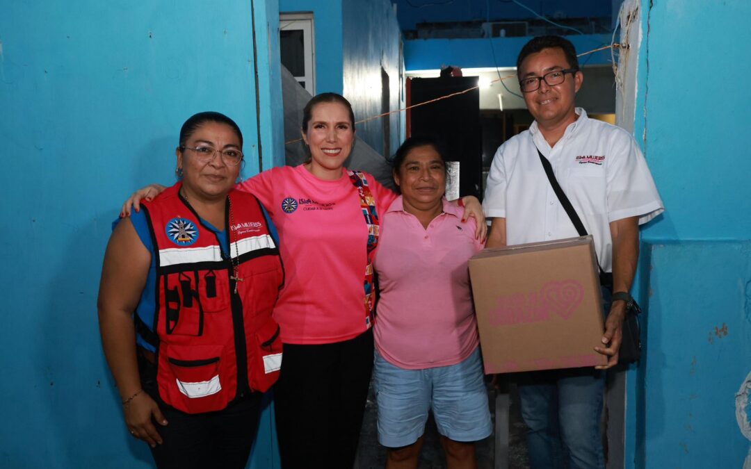 Atenea Gómez Ricalde fortalece el programa “Isleña de Corazón” con recorridos y entrega directa de apoyos alimentarios