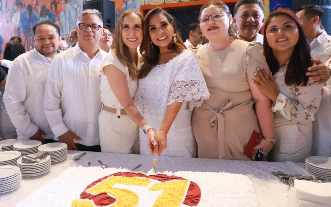 Isla Mujeres se une a la conmemoración del 51 Aniversario de Quintana Roo