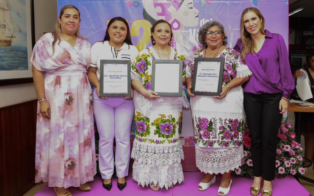 Isla Mujeres conmemora el 72° Aniversario del Voto de las Mujeres en México