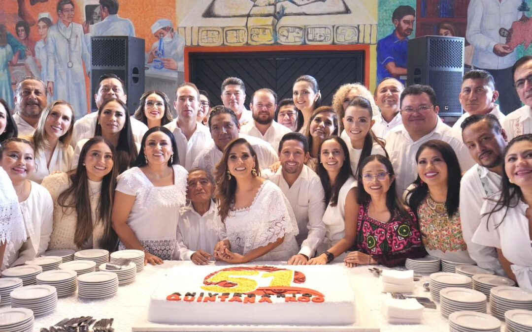 Realiza la XVIII Legislatura una sesión solemne para conmemorar el 51 aniversario de Quintana Roo.