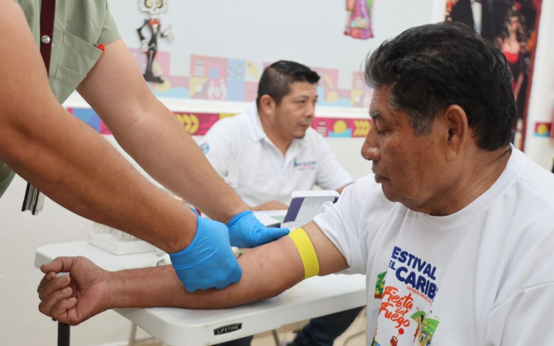 Gobierno de Isla Mujeres promueve la detección oportuna del cáncer de próstata