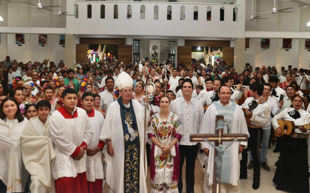 Atenea Gómez Ricalde encabeza la tradicional Vaquería en Honor a la Virgen de la Inmaculada Concepción en Isla Mujeres