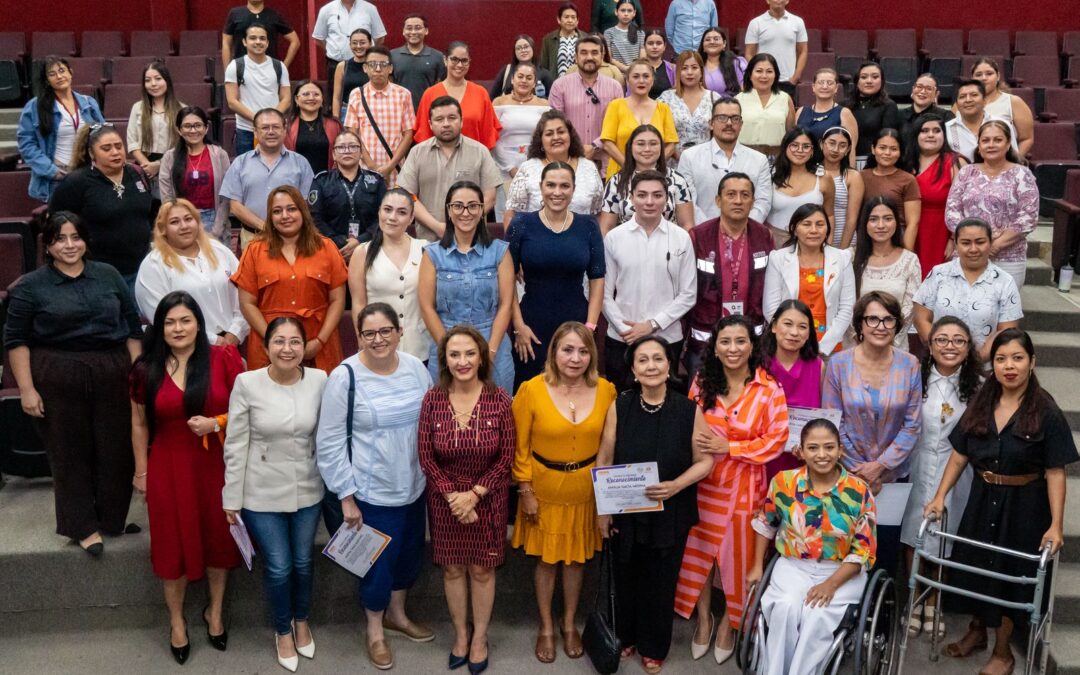 Pugnan por mayor reconocimiento a mujeres cuidadoras durante Conversatorio organizado por la Regidora Erika Cornelio