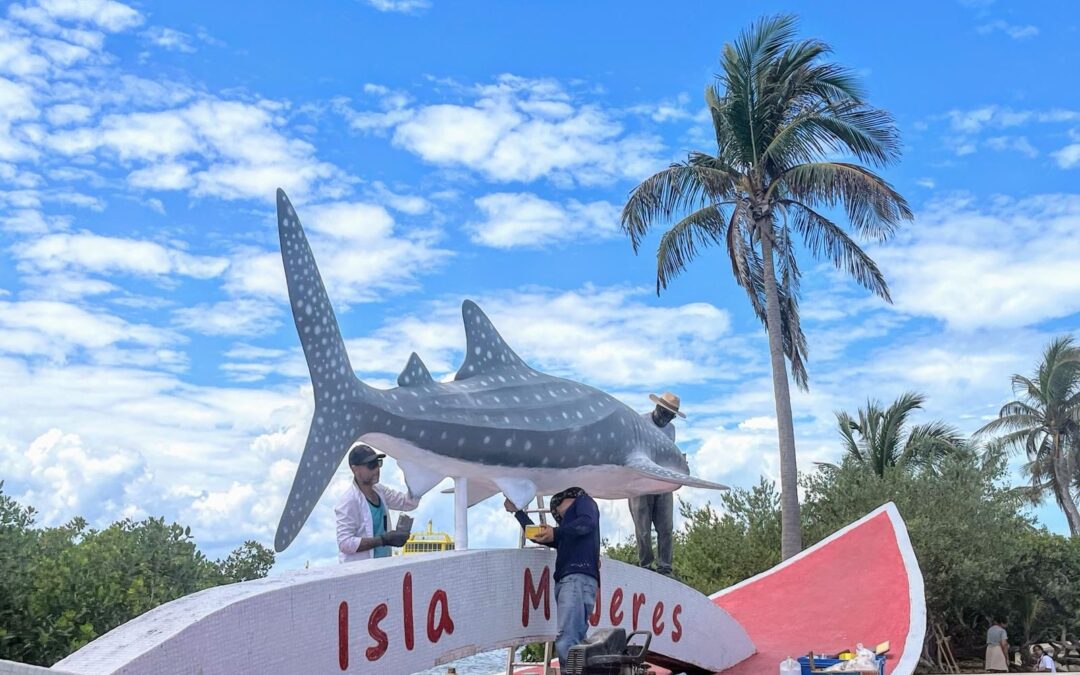 Atenea impulsa mantenimiento integral de espacios públicos en Isla Mujeres previo a las vacaciones de Semana Santa