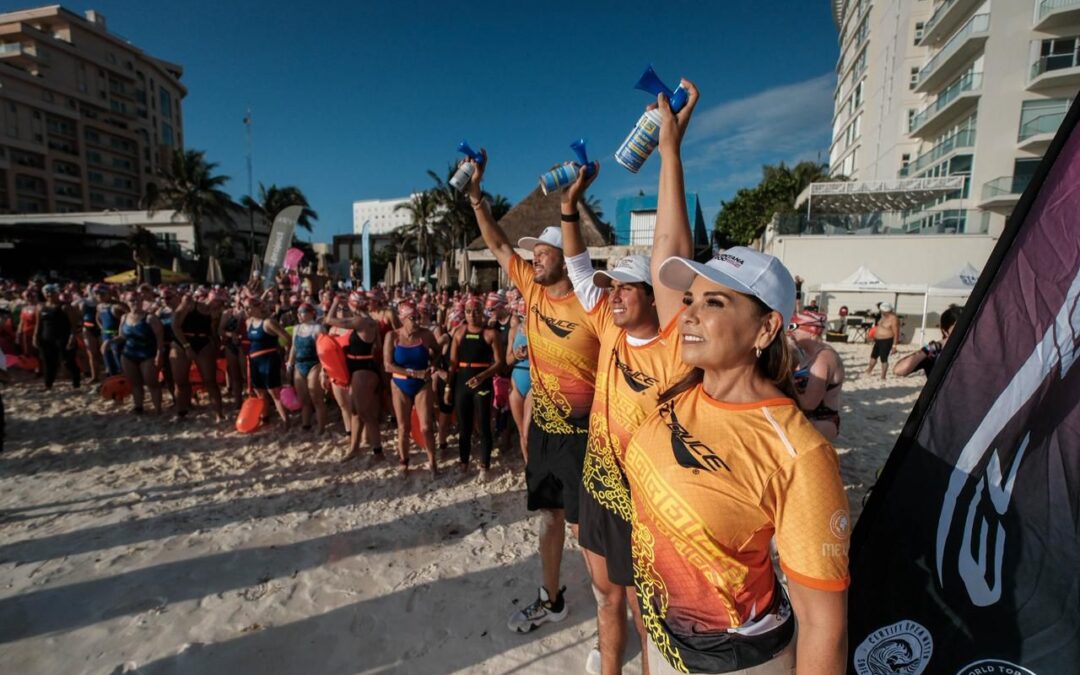 Mara Lezama da salida a “El Cruce” Cancún- Isla Mujeres, competencia de aguas abiertas de talla mundial