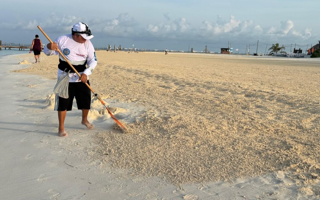 Gobierno de Isla Mujeres se prepara para izar por quinto año consecutivo la bandera Blue Flag en Playa Centro y Playa Norte