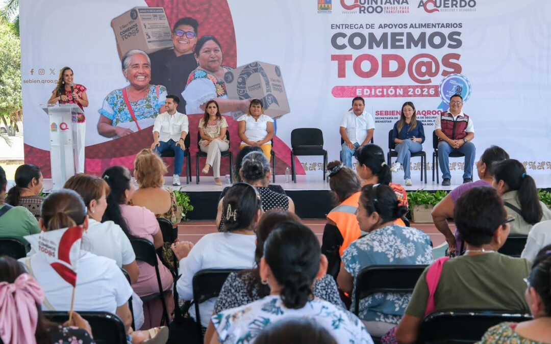 Entrega Mara Lezama apoyos de Comemos Tod@s y llama a construir una sociedad libre de violencia