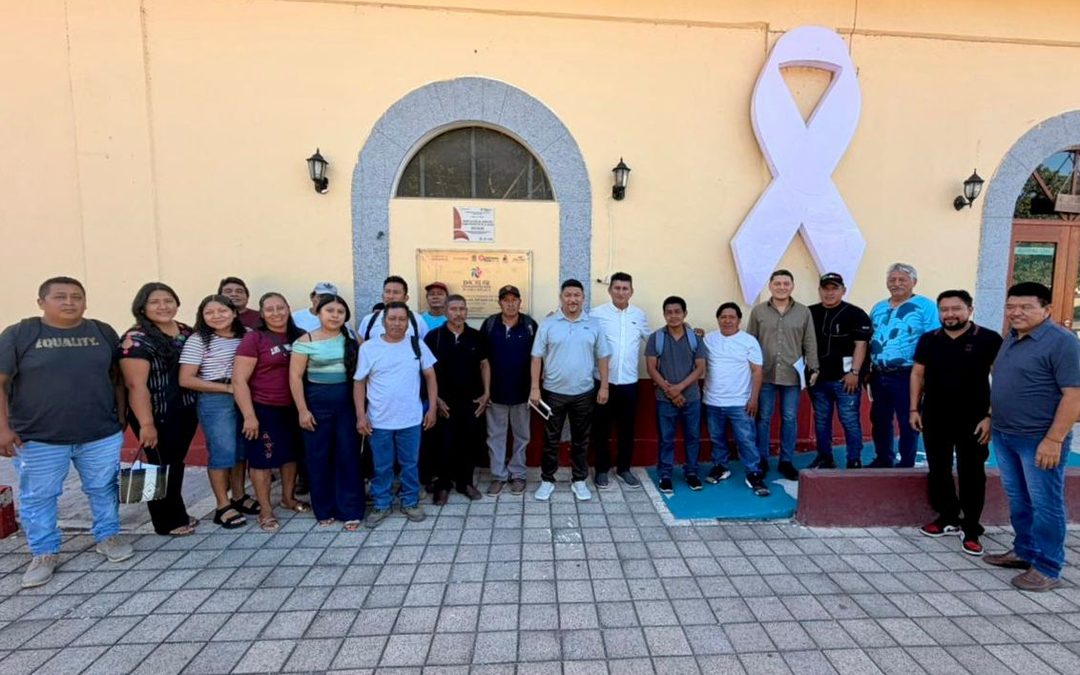 Suman AGEPRO y Ayuntamiento de Bacalar esfuerzos para atender necesidades de localidad Maya Balam