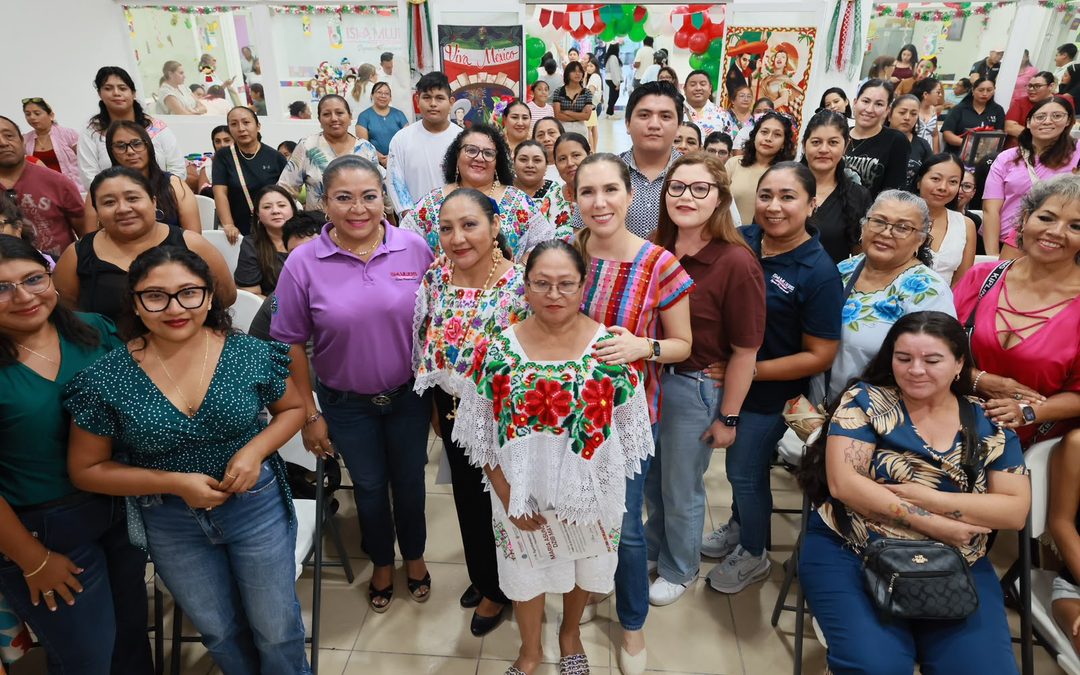 Gobierno de Isla Mujeres clausura 12 cursos municipales