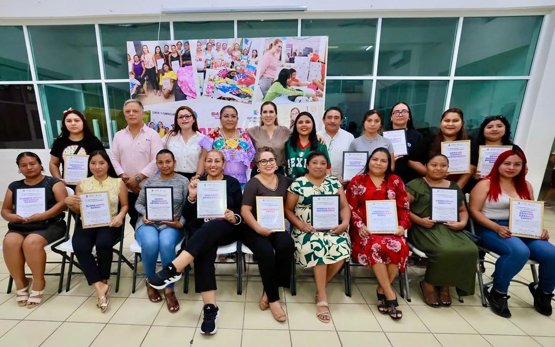 Gobierno de Isla Mujeres fortalece capacitación para mujeres de la Zona Continental
