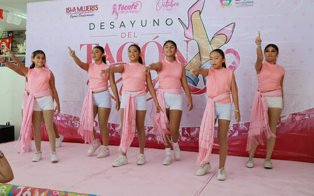 Desayuno del Tacón Rosa une a mujeres isleñas en apoyo a quienes enfrentan el cáncer de mama
