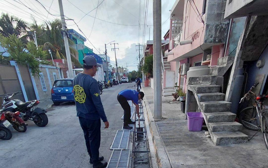 Gobierno de Isla Mujeres refuerza acciones preventivas ante posibles lluvias asociadas a Isaías